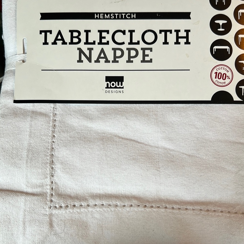 now DESIGNS 100% cotton hem stitch tablecloth-60” x 120”-NWT